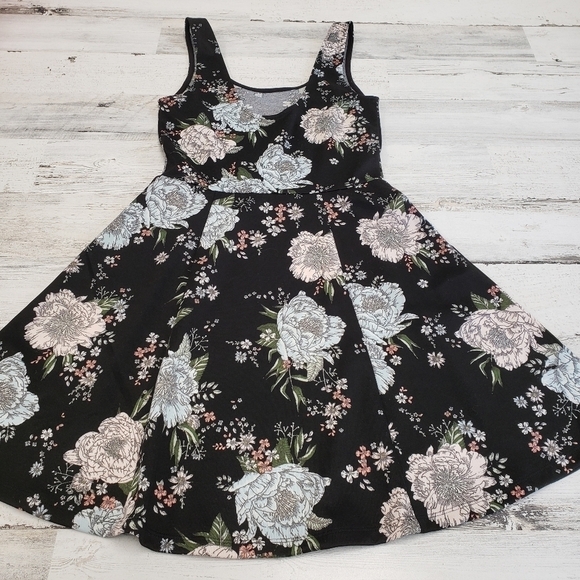Divided Womens Floral Skater Dress Size 6 - Picture 2 of 5